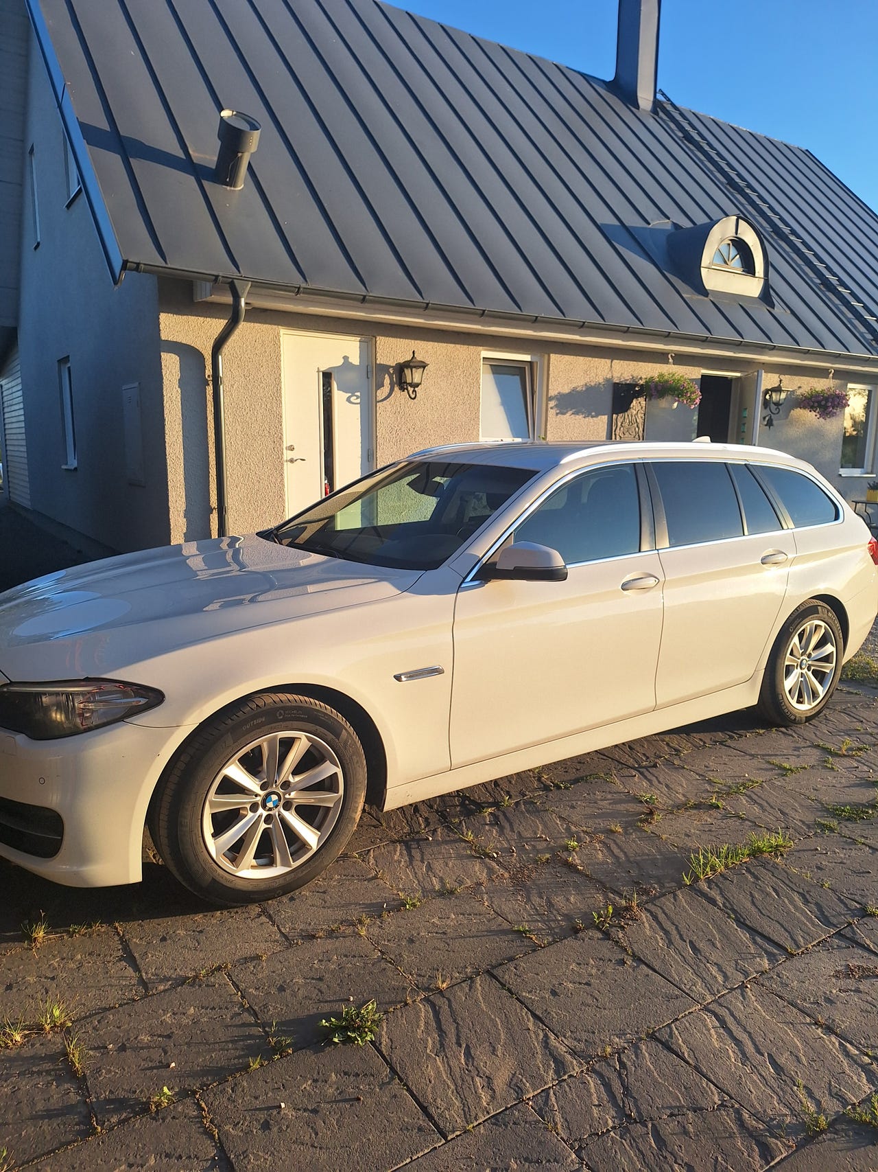 BMW 520d 2016 – bild 1 av 2