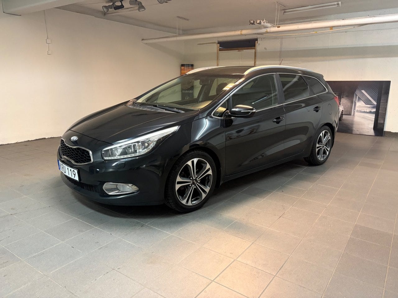 Kia Ceed 2013 – bild 1 av 15