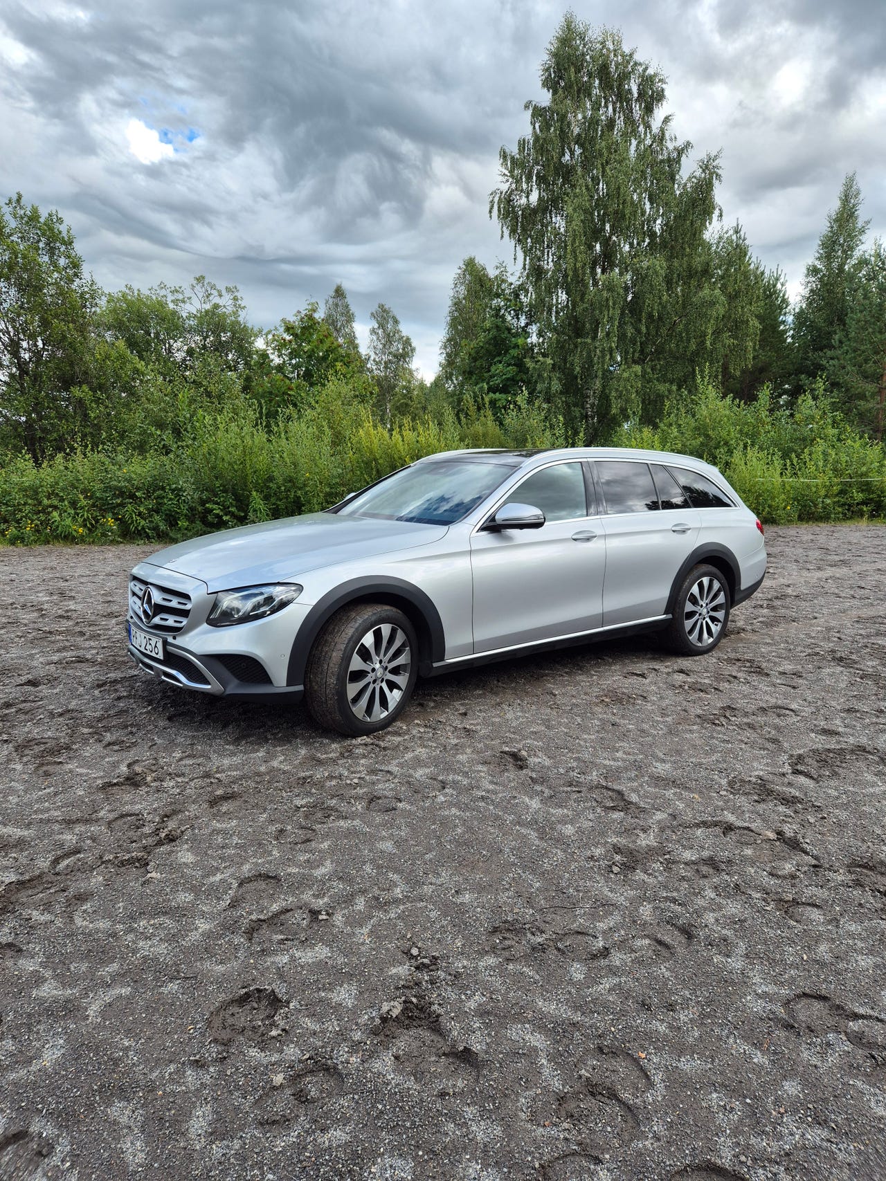 Mercedes-Benz E220 d 2017 – bild 1 av 14