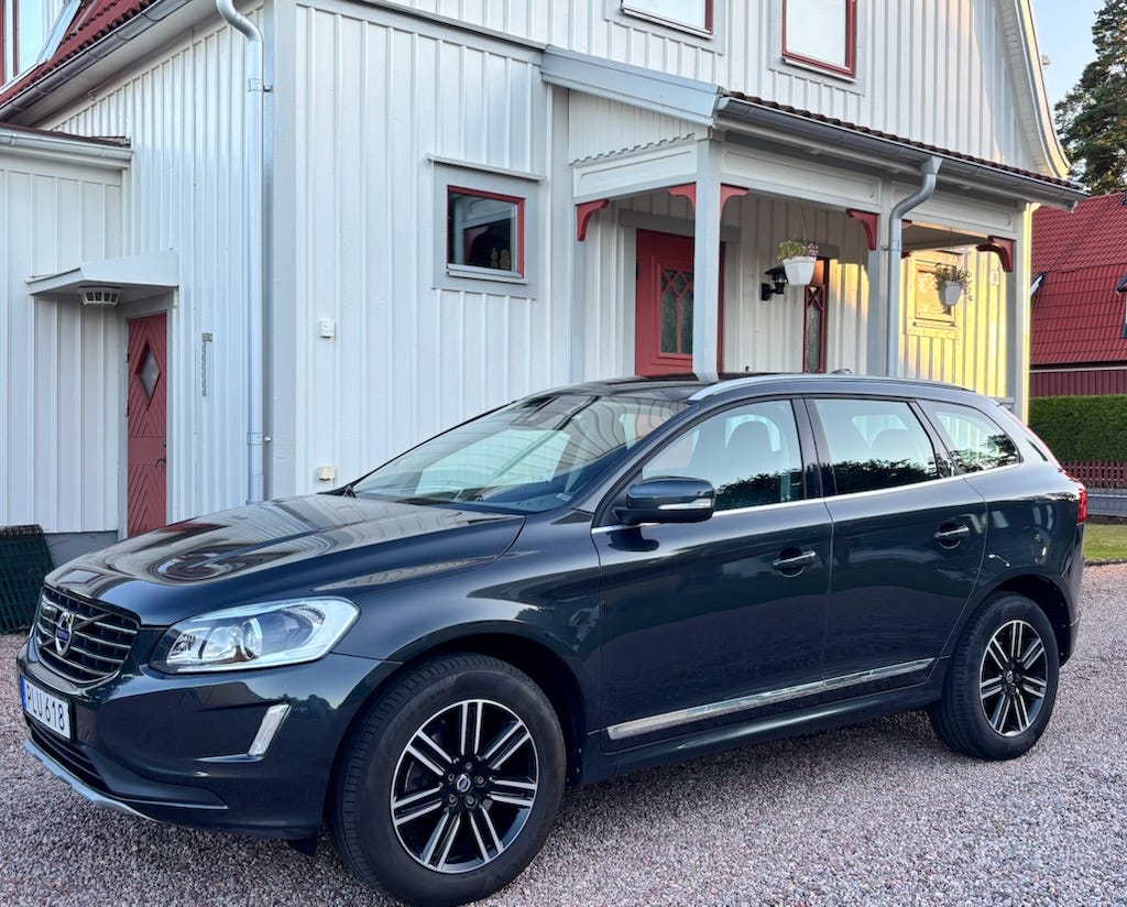 Volvo XC60 2017 – bild 1 av 6