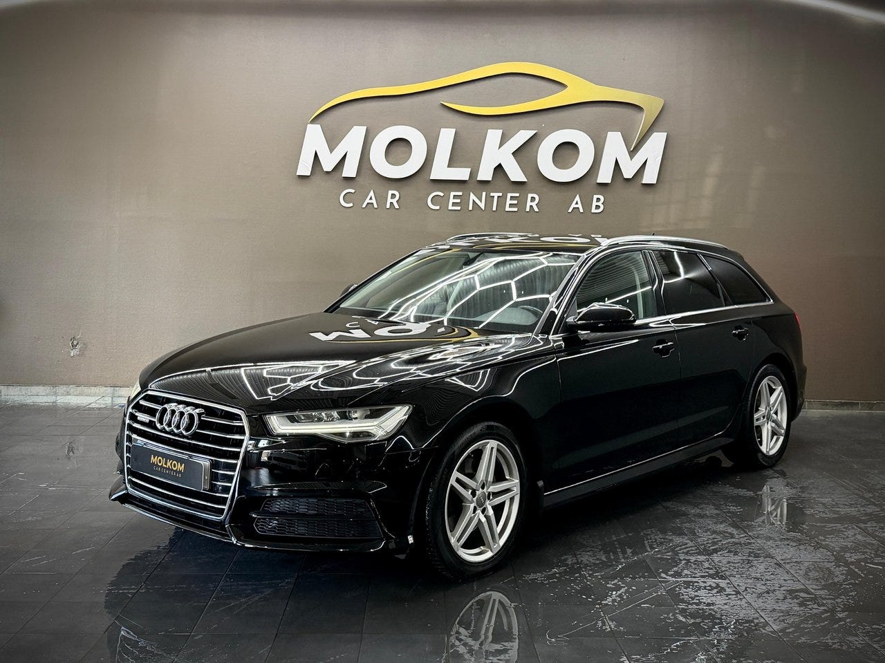 Audi A6 2018 – bild 1 av 19