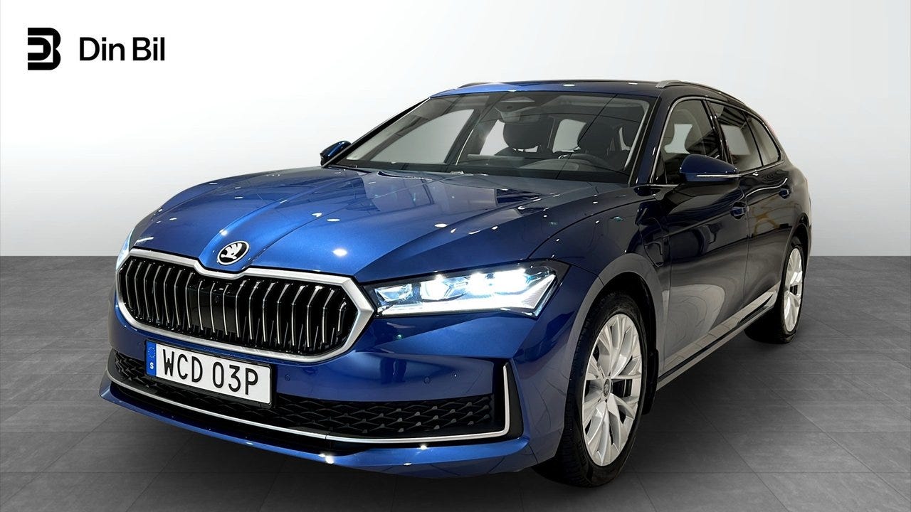 Skoda Superb 2025 – bild 1 av 23