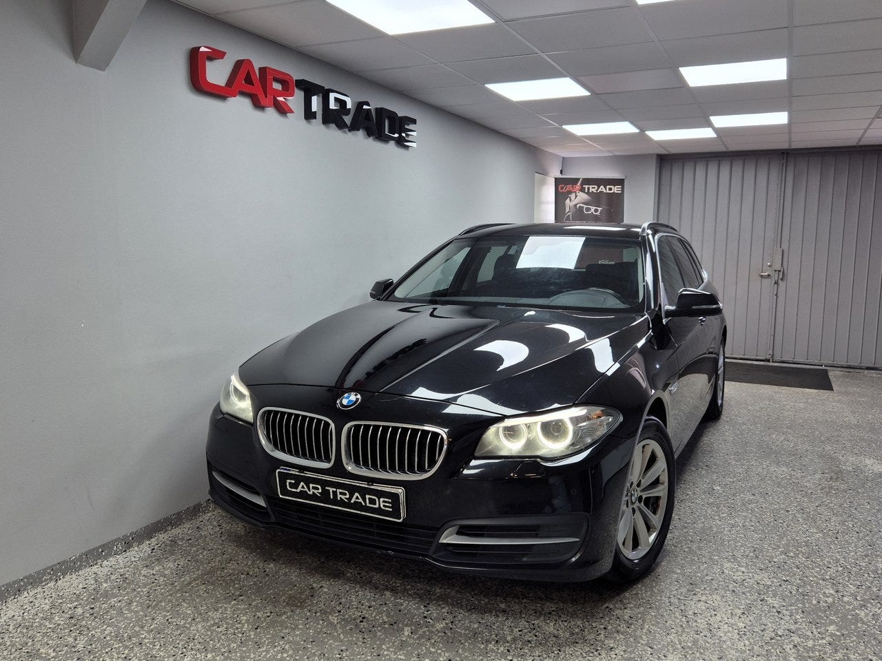 BMW 520d 2014 – bild 1 av 24