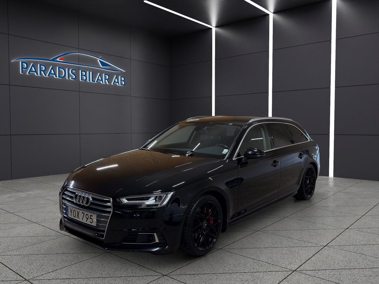 Audi A4 2018 – bild 1 av 24