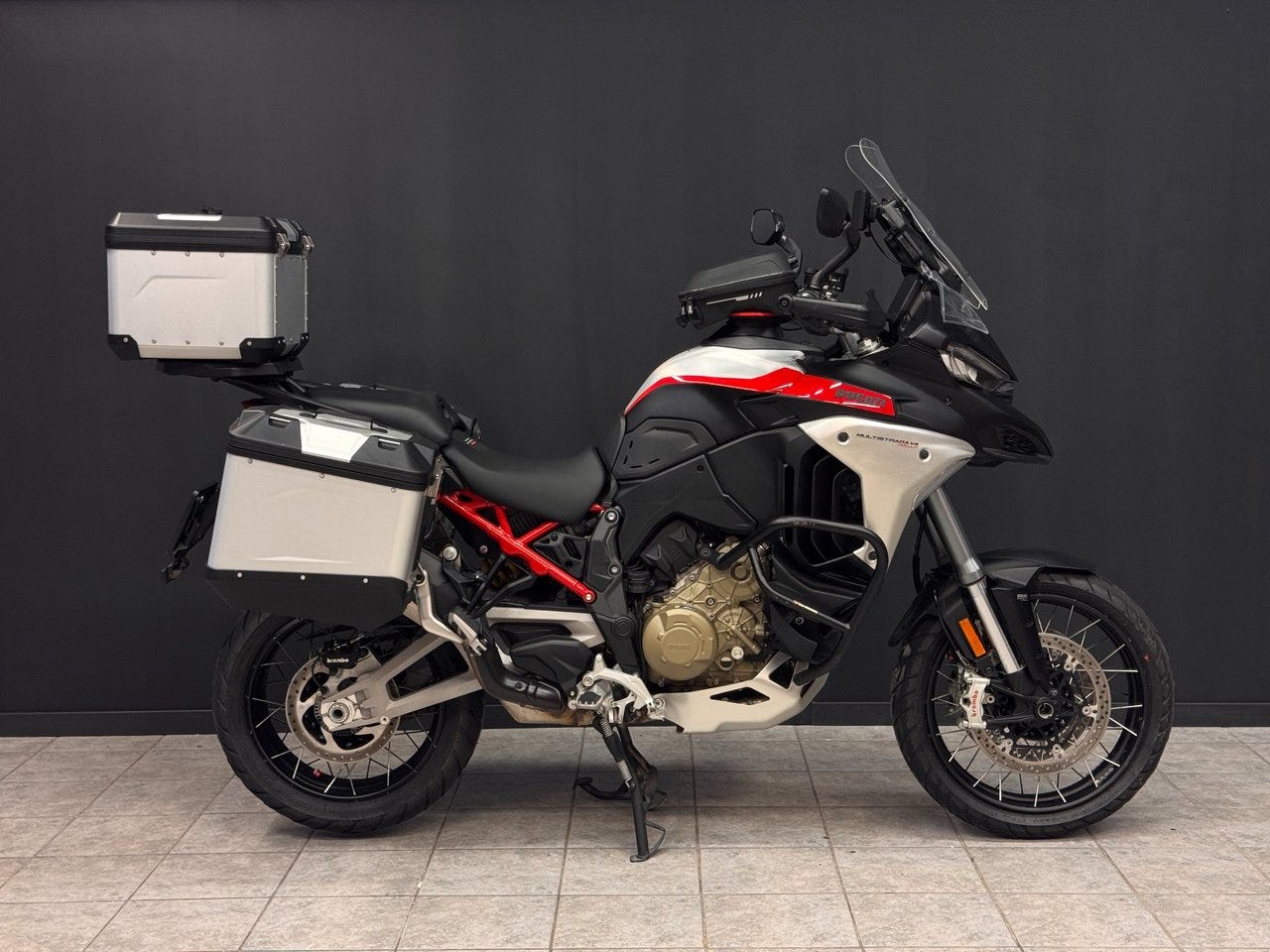 Ducati Multistrada V4 Rally Travel & Radar | Spoked wheels | Garmin GPS