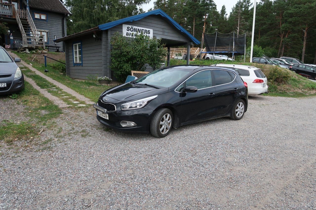 Kia Ceed 2015 – bild 1 av 8
