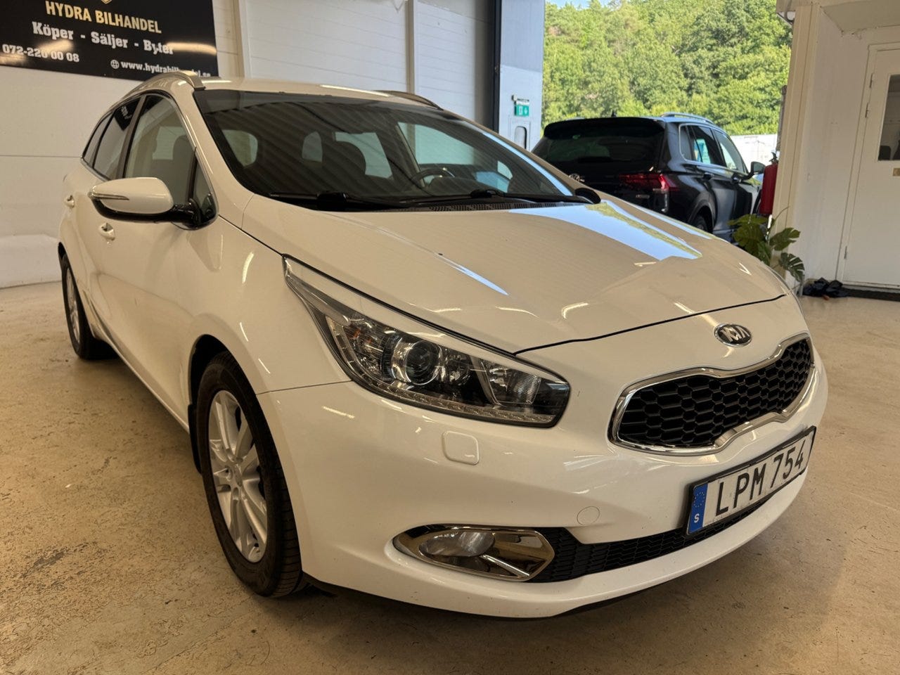 Kia Ceed 2015 – bild 1 av 24