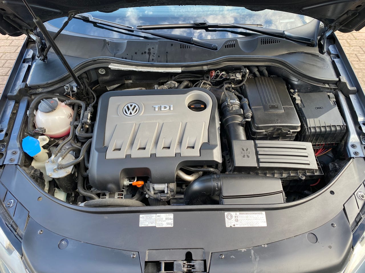 Volkswagen Passat 2012 – bild 1 av 15
