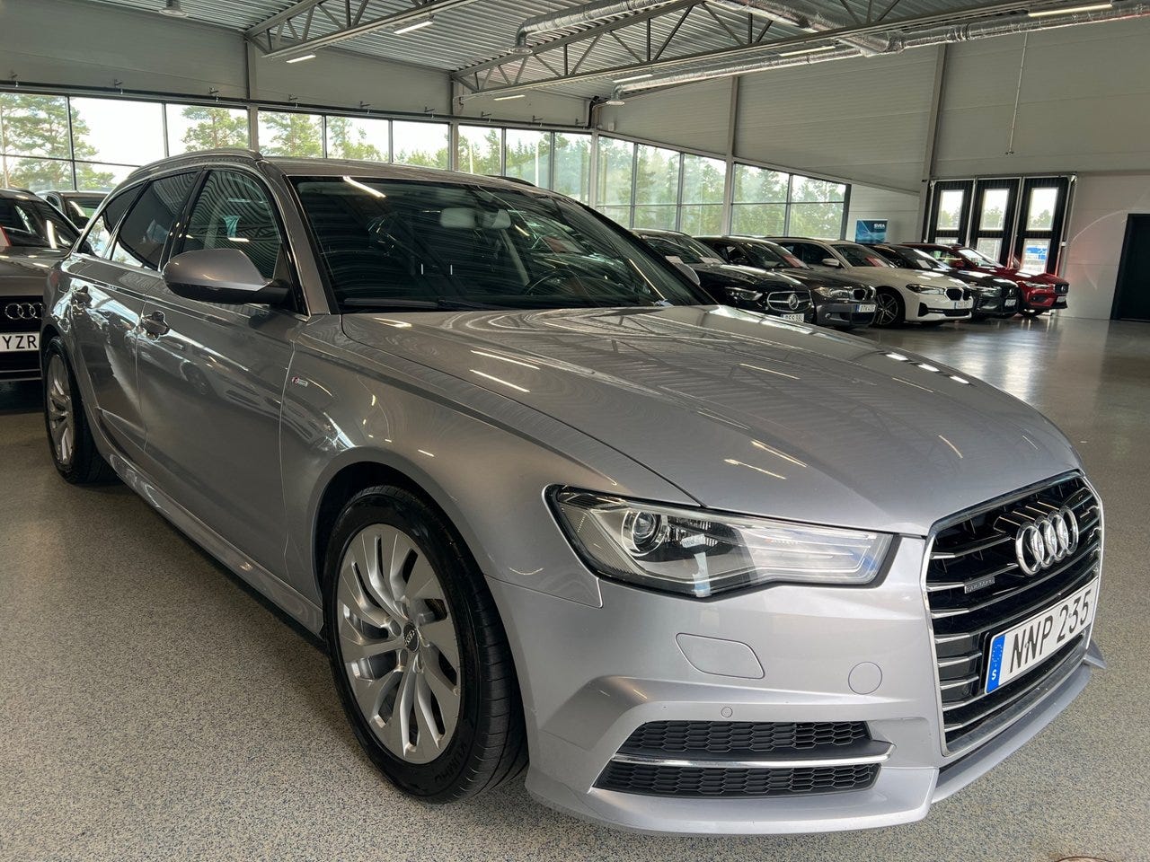 Audi A6 2016 – bild 1 av 18