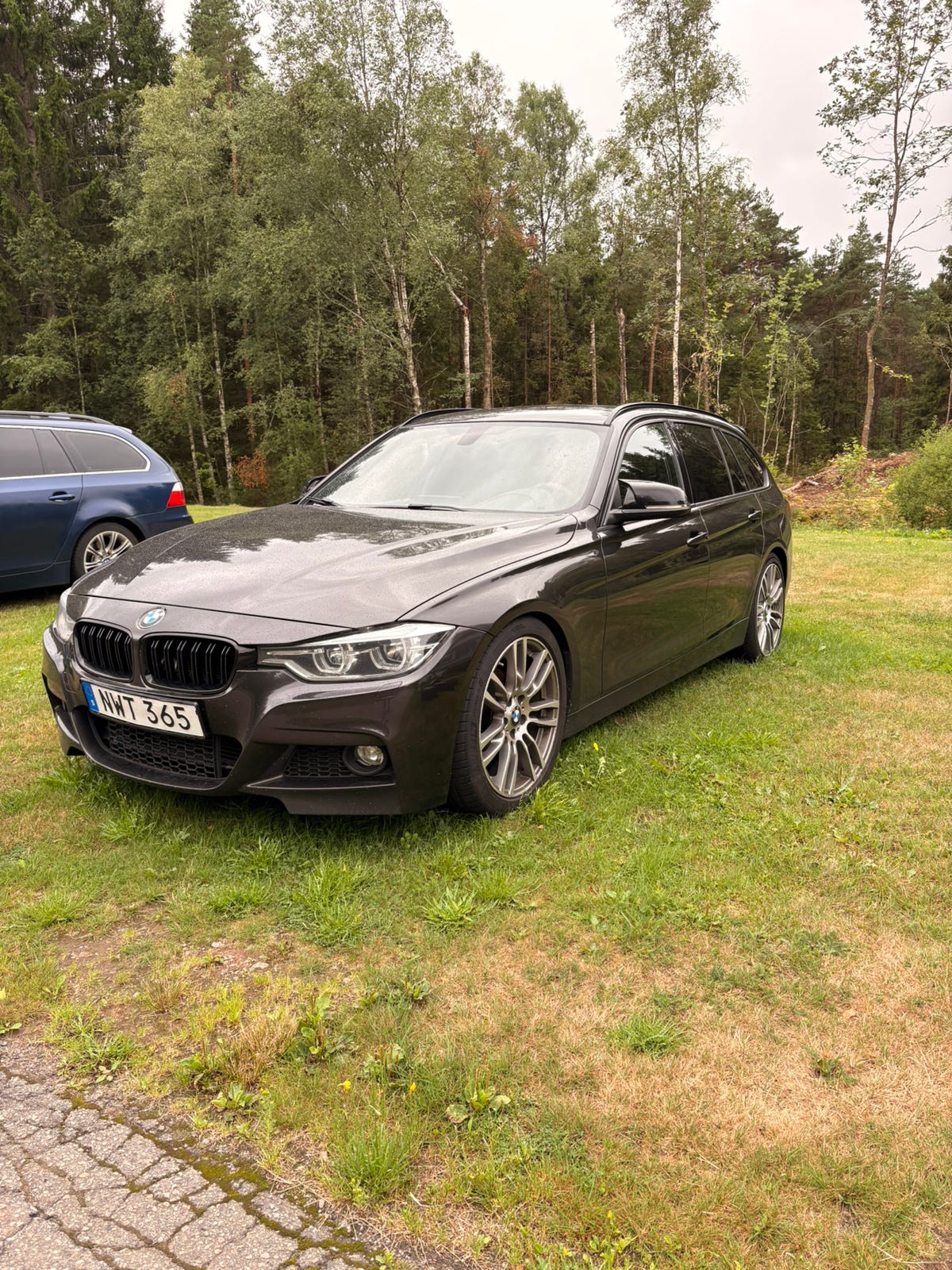 BMW 318d 2016 – bild 1 av 6