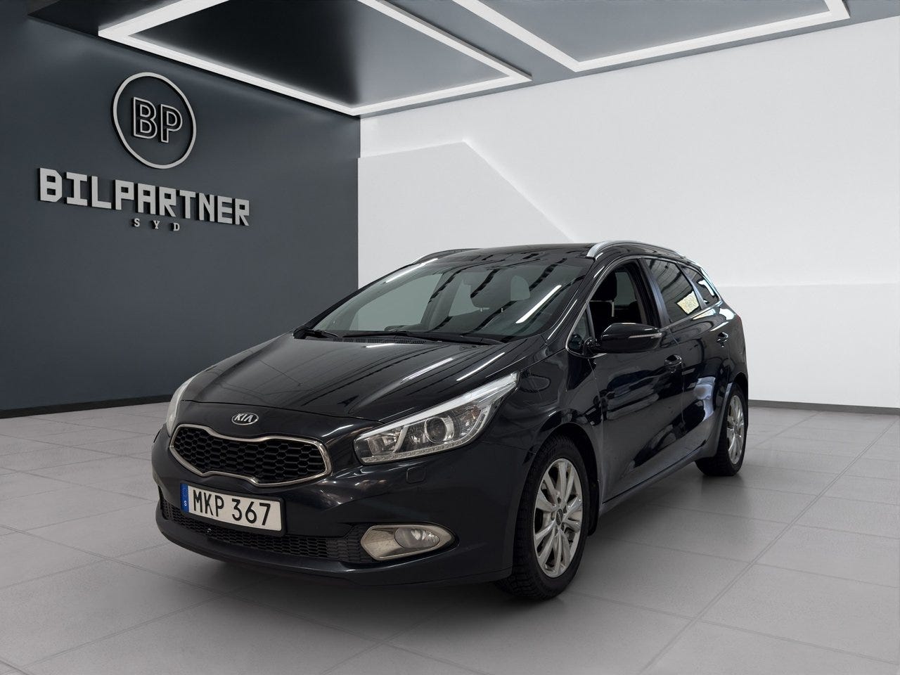 Kia Ceed 2014 – bild 1 av 13
