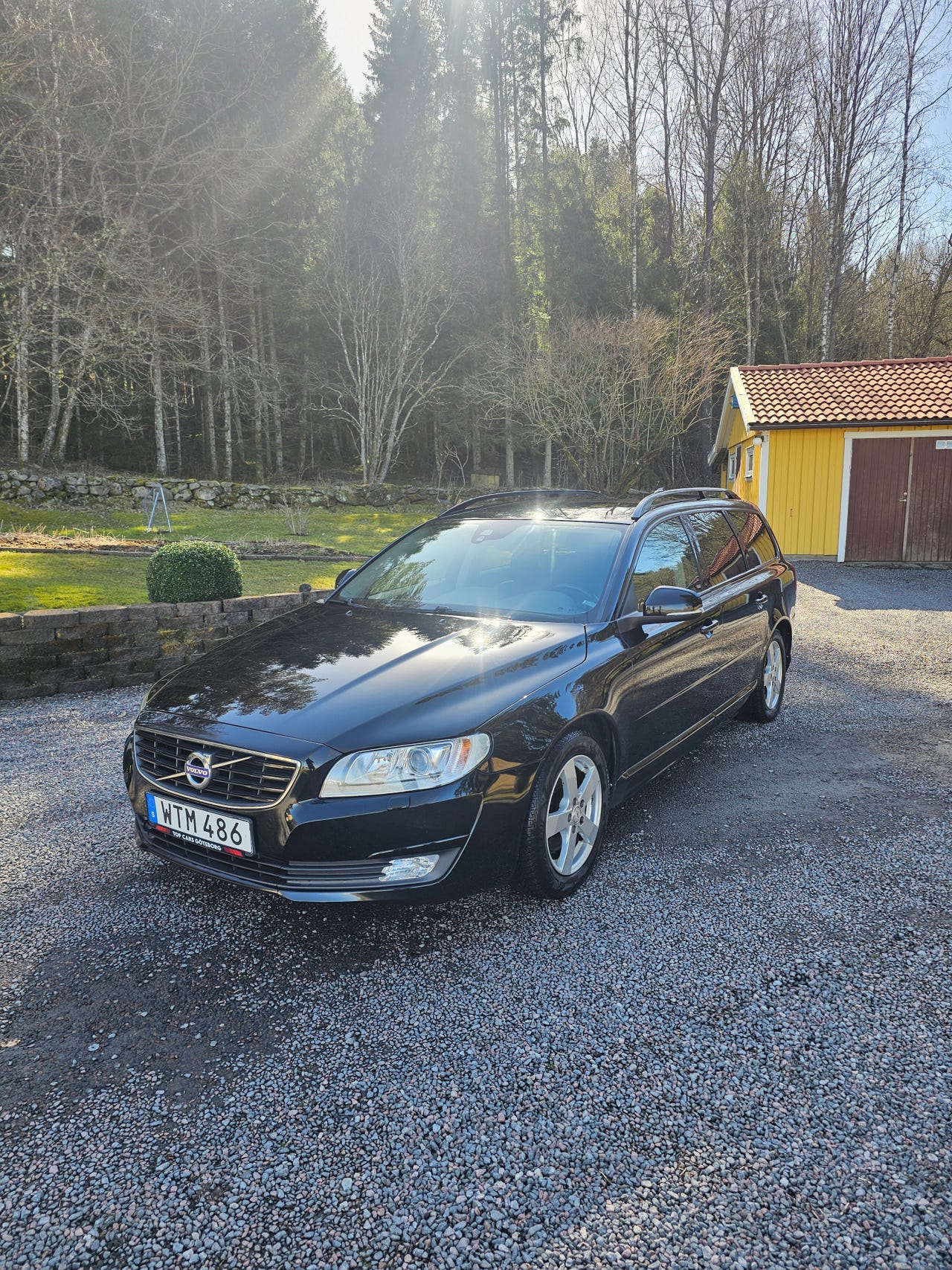 Volvo V70 2015 – bild 1 av 14