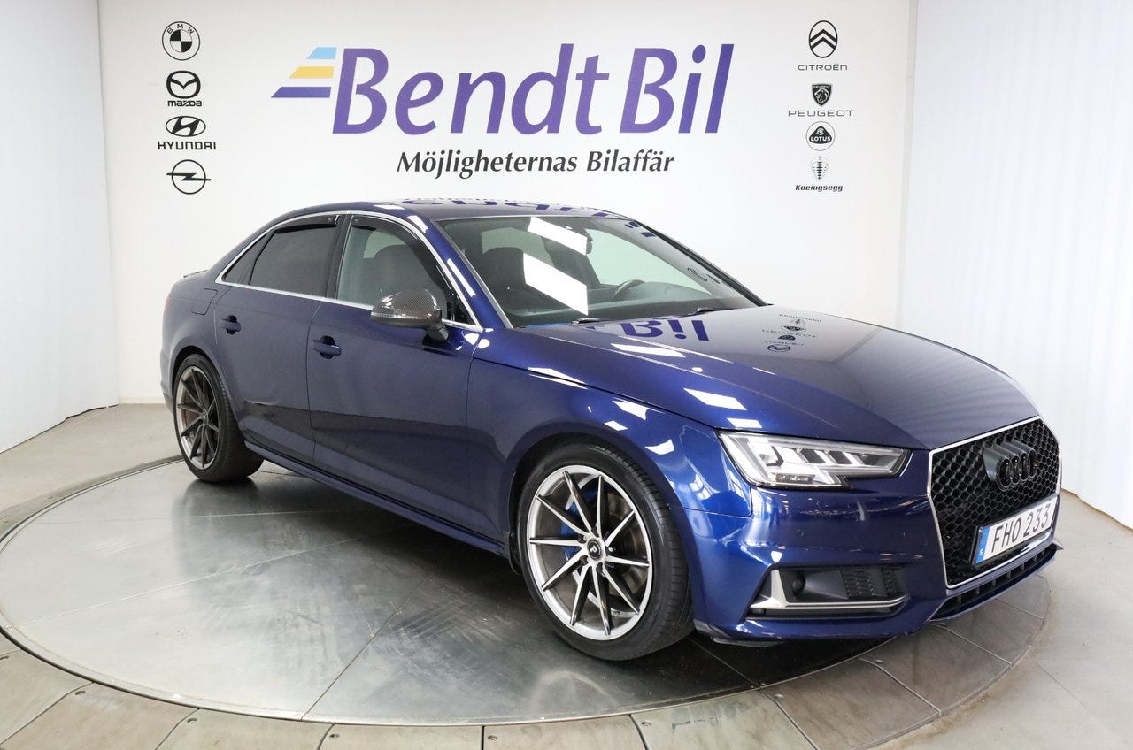 Audi A4 2019 – bild 1 av 24