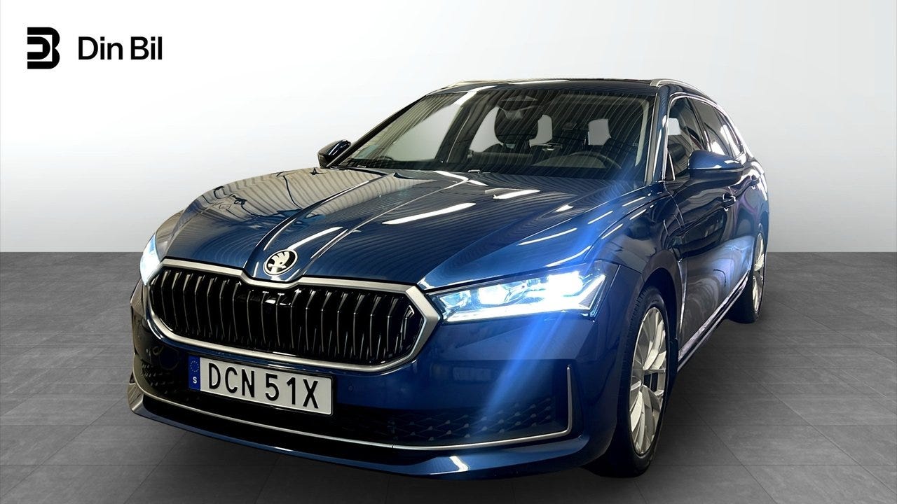 Skoda Superb 2025 – bild 1 av 22