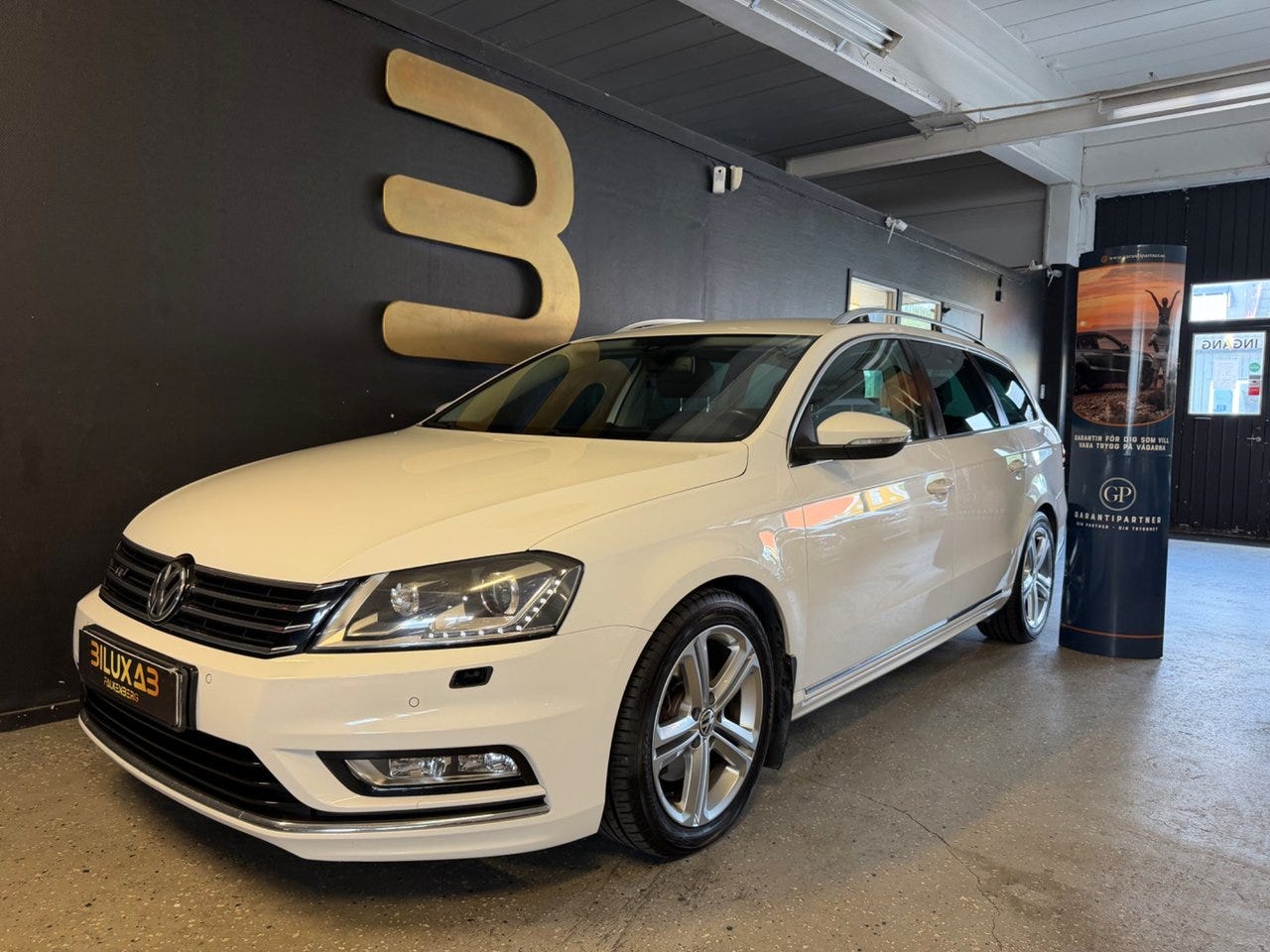 Volkswagen Passat 2014 – bild 1 av 24