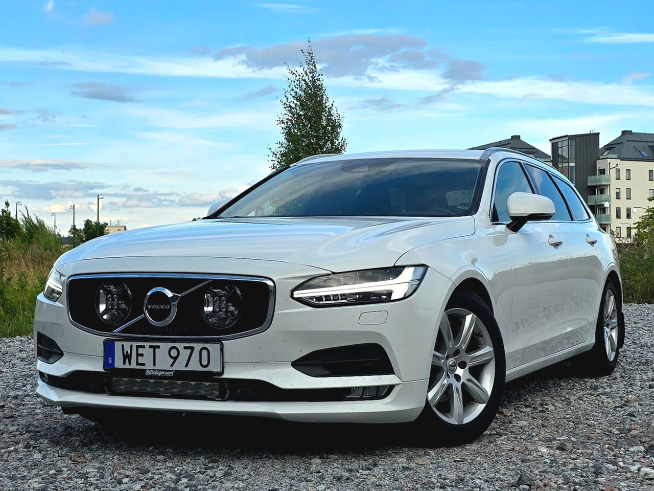Volvo V90 2018 – bild 1 av 5