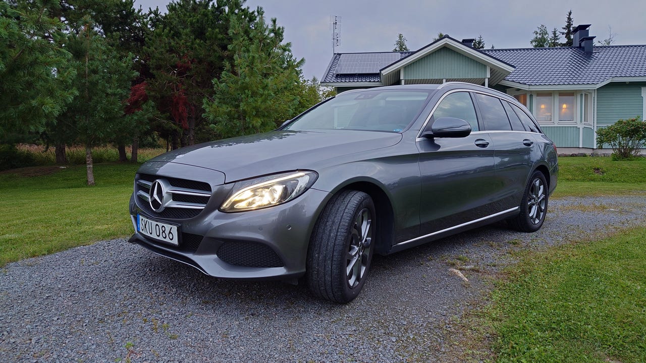 Mercedes-Benz C220 2017 – bild 1 av 3