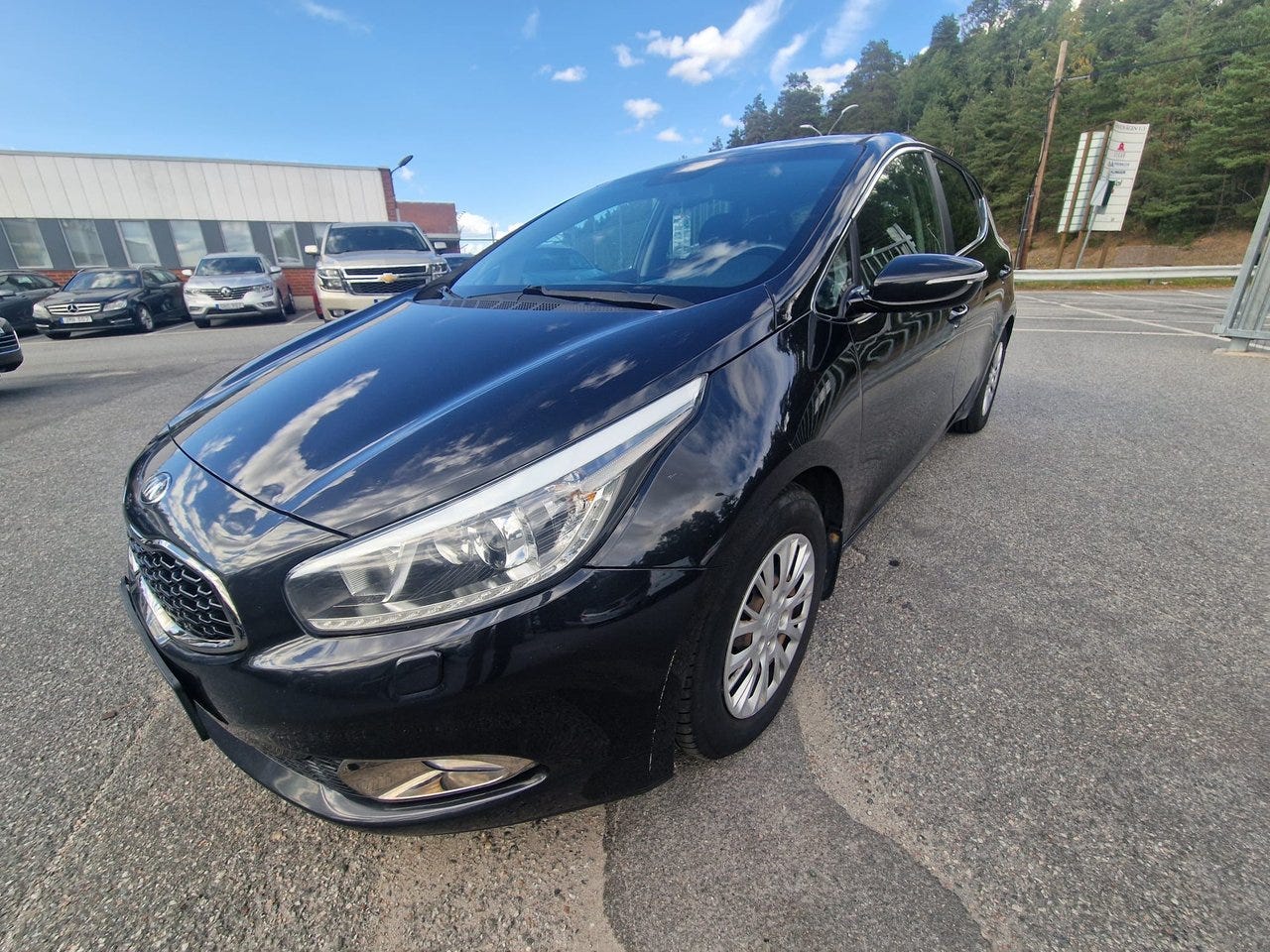 Kia Ceed 2015 – bild 1 av 19