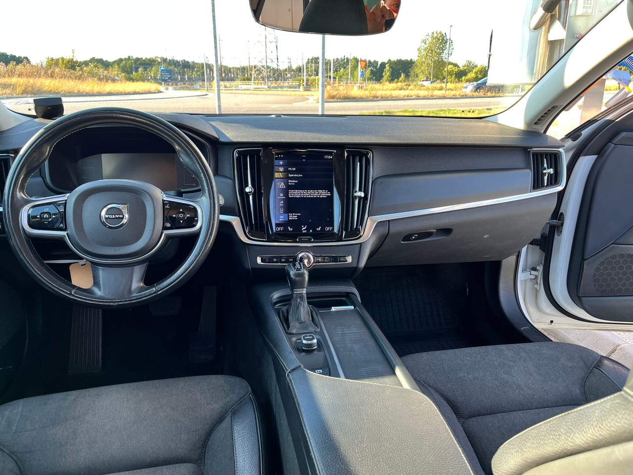 Volvo V90 2017 – bild 1 av 8