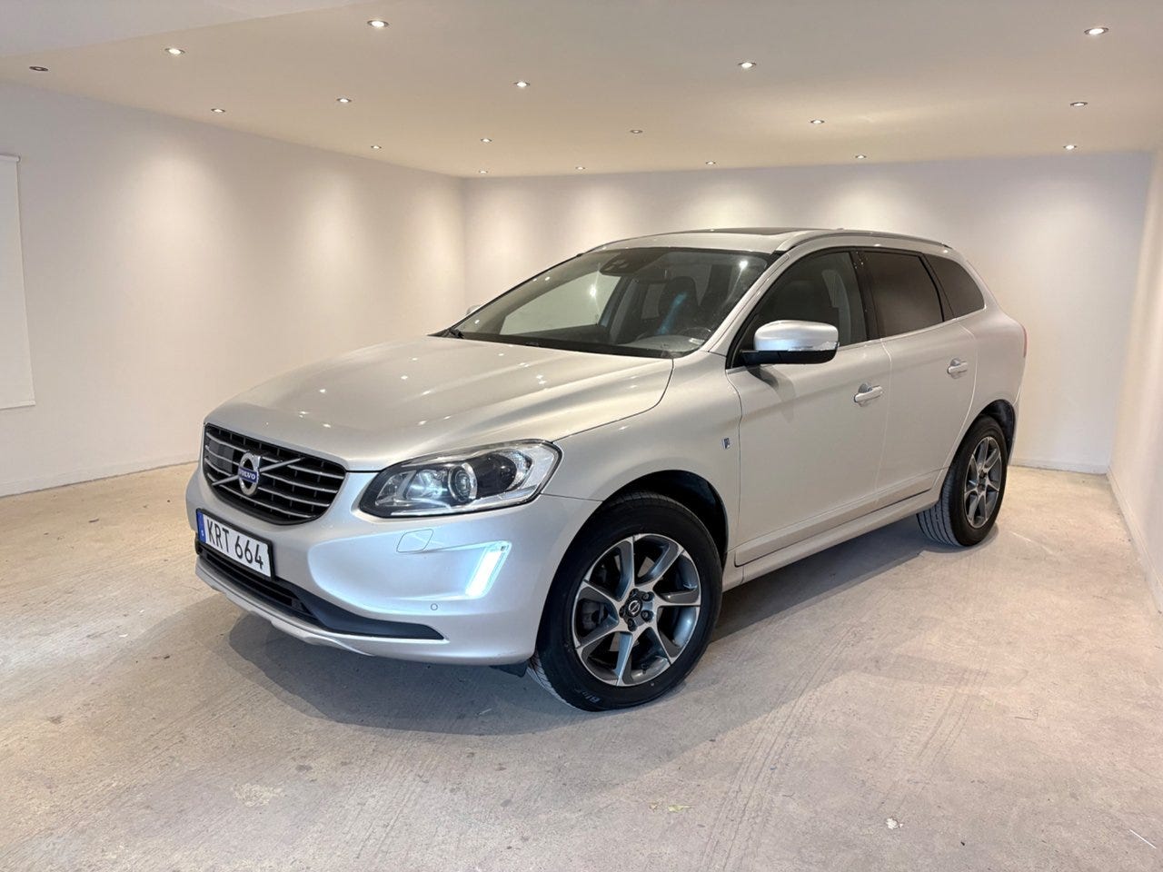 Volvo XC60 2015 – bild 1 av 20