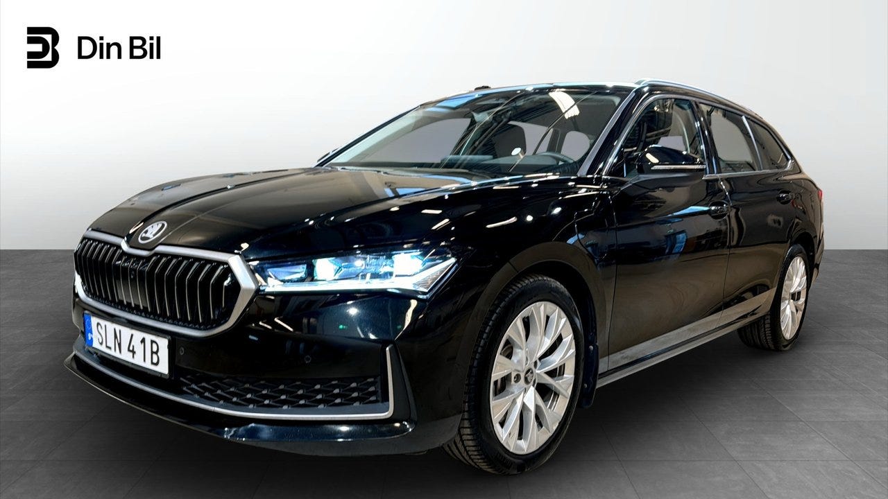 Skoda Superb 2025 – bild 1 av 22