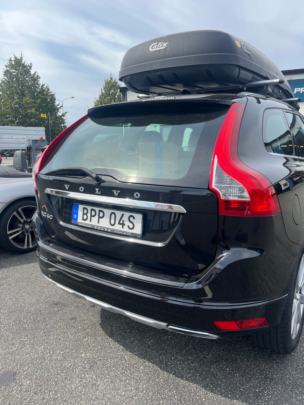 Volvo XC60 2016 – bild 1 av 3