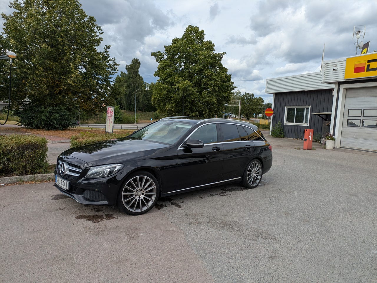 Mercedes-Benz C220 d 2017 – bild 1 av 5