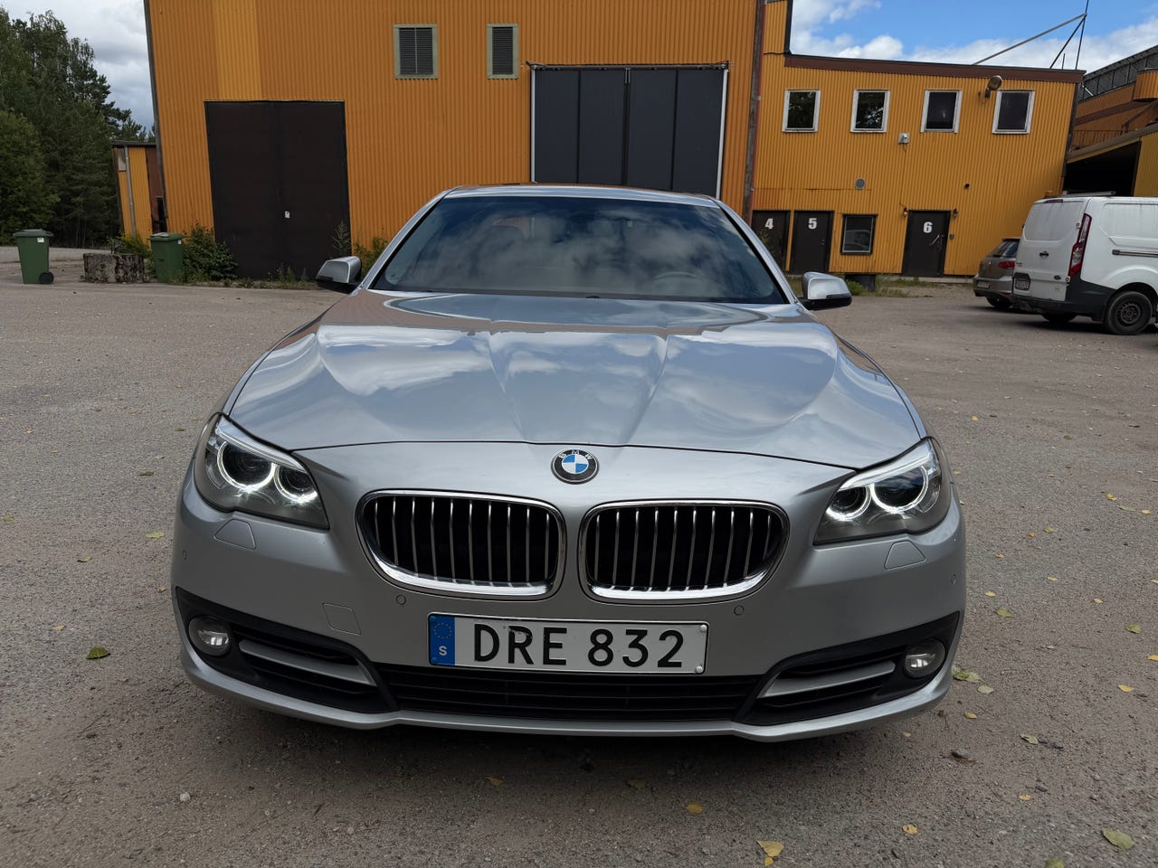 BMW 520d 2015 – bild 1 av 11