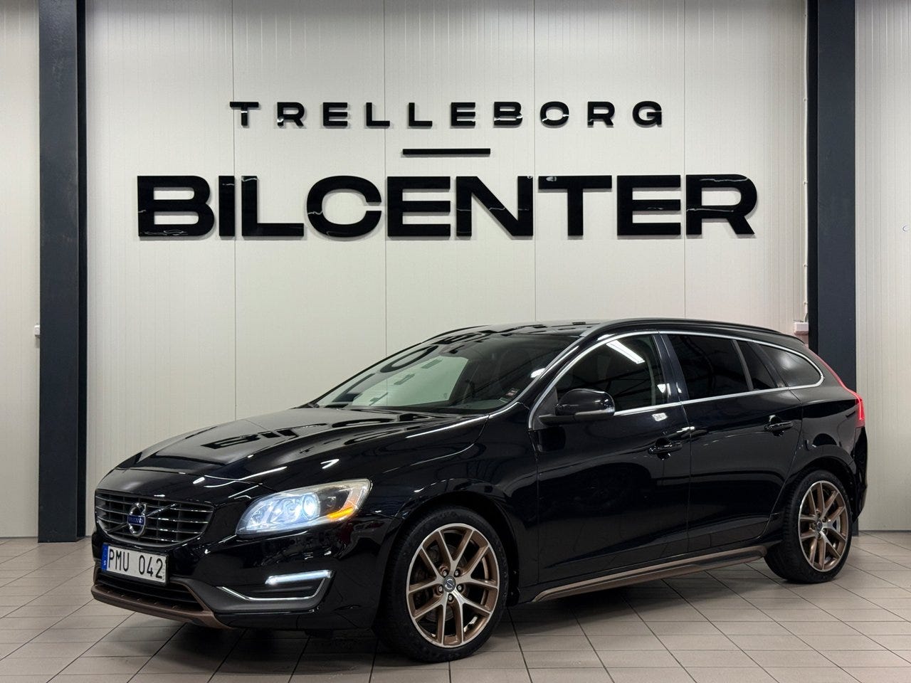 Volvo V60 2014 – bild 1 av 20