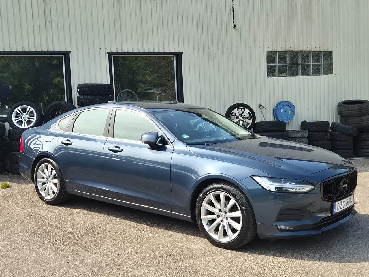 Volvo S90 2018 – bild 1 av 24