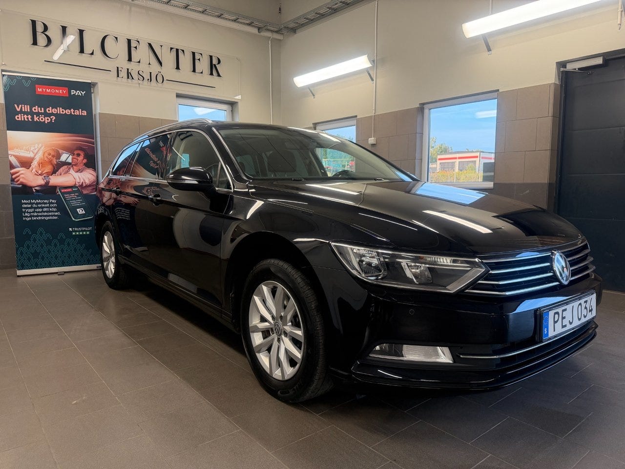 Volkswagen Passat 2017 – bild 1 av 24