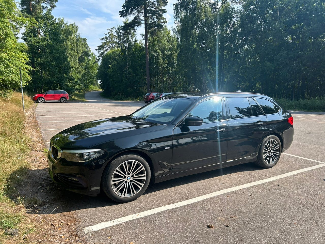 BMW 520d 2018 – bild 1 av 3