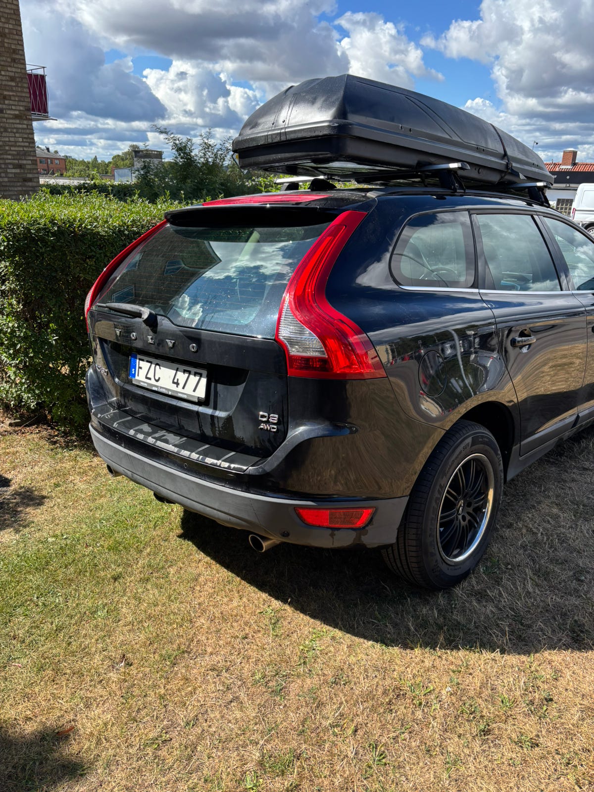Volvo XC60 2011 – bild 1 av 9