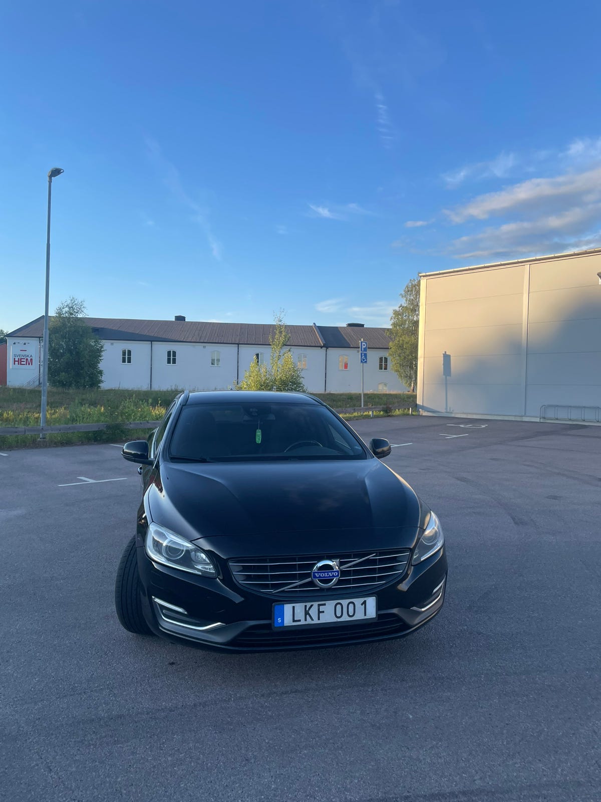 Volvo V60 2014 – bild 1 av 11