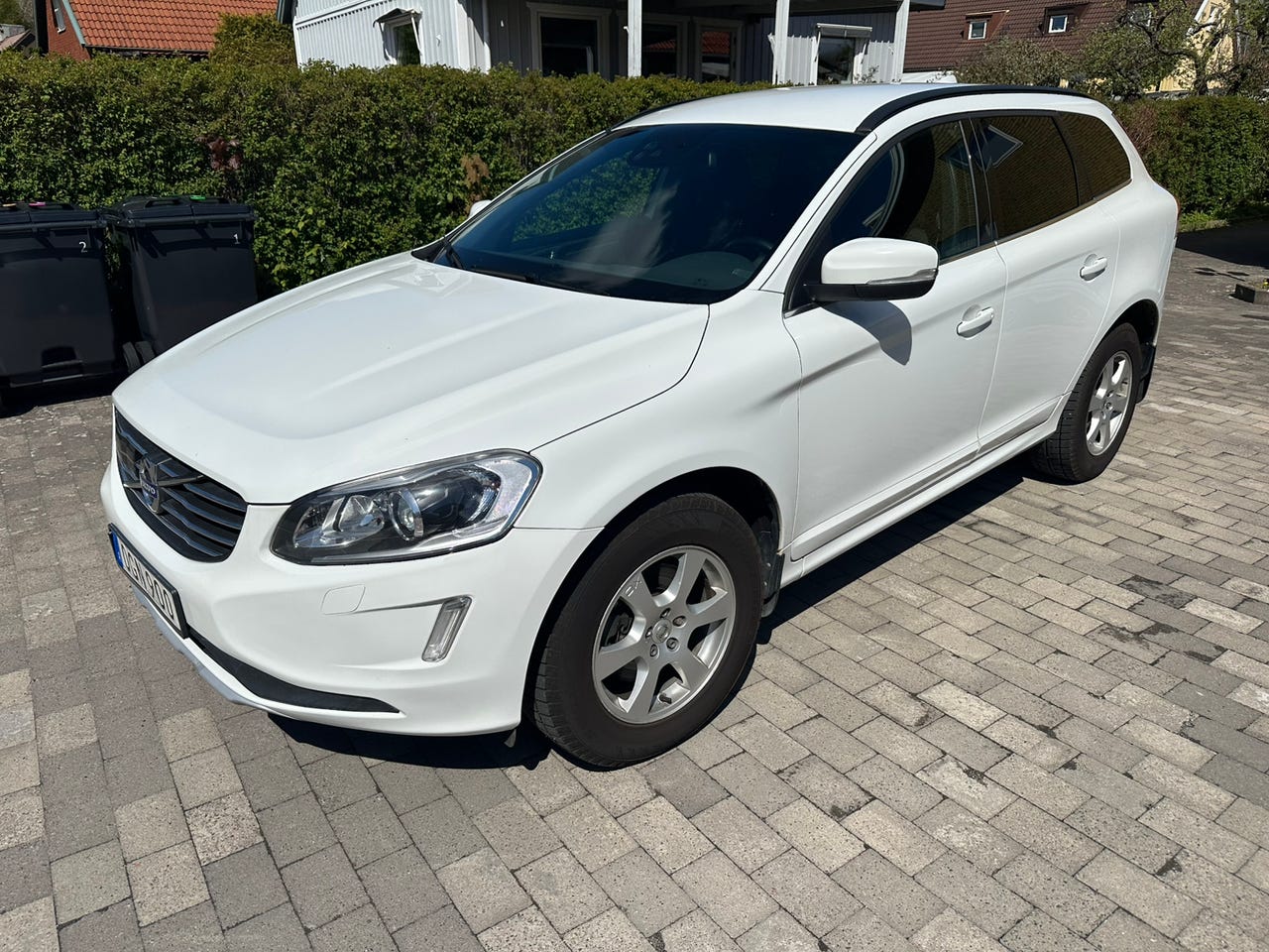 Volvo XC60 2017 – bild 1 av 15
