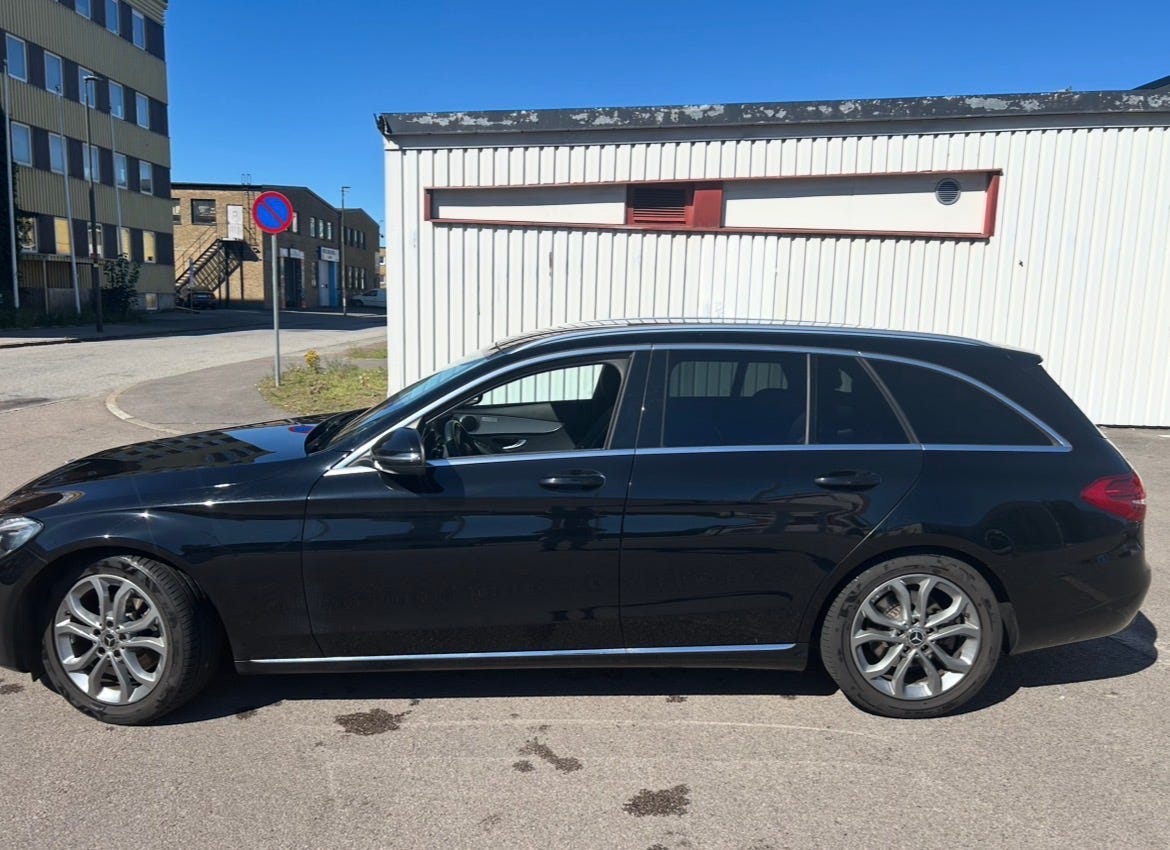 Mercedes-Benz C220 2018 – bild 1 av 11
