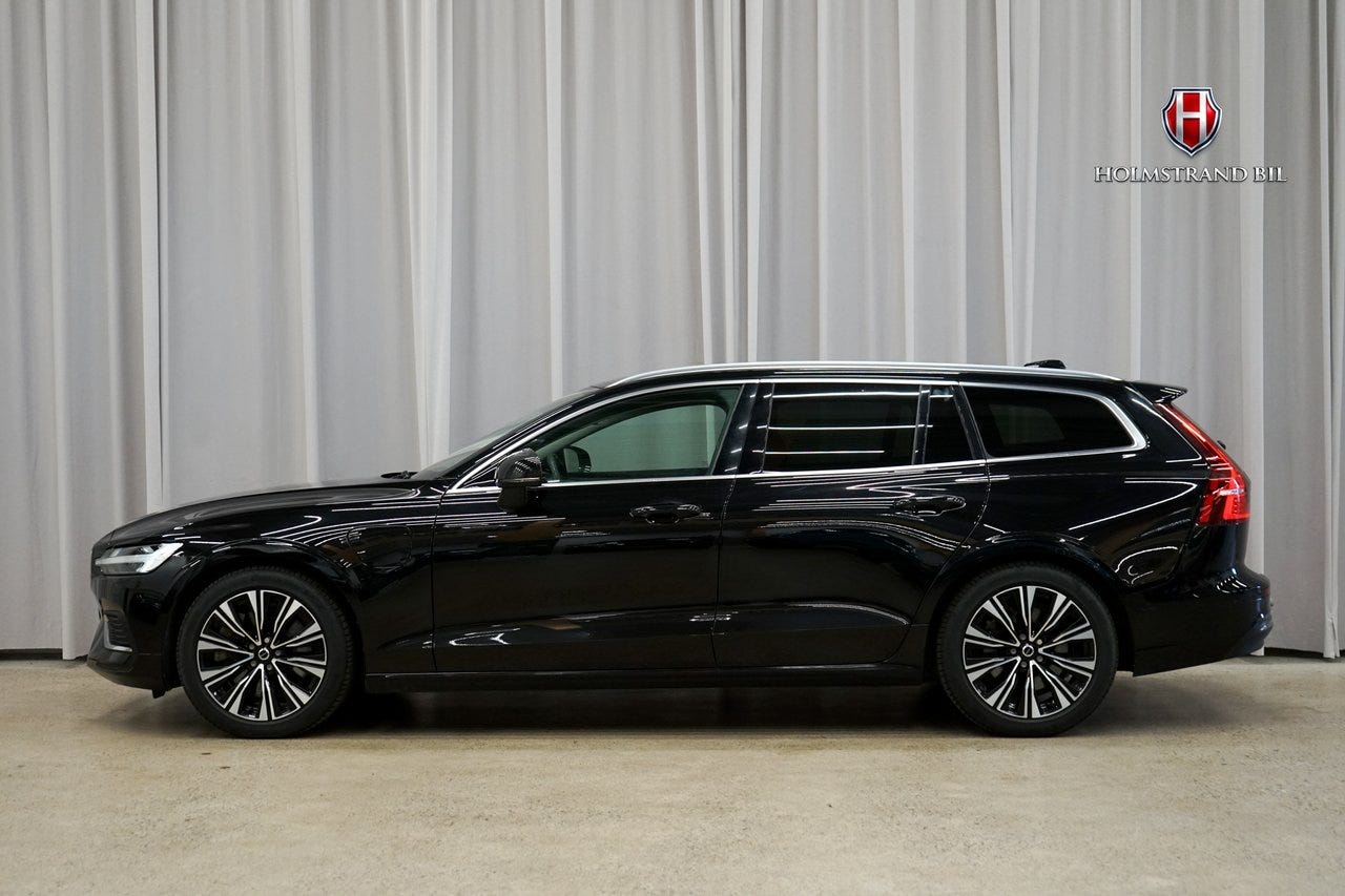 Volvo V60 2024 – bild 1 av 24