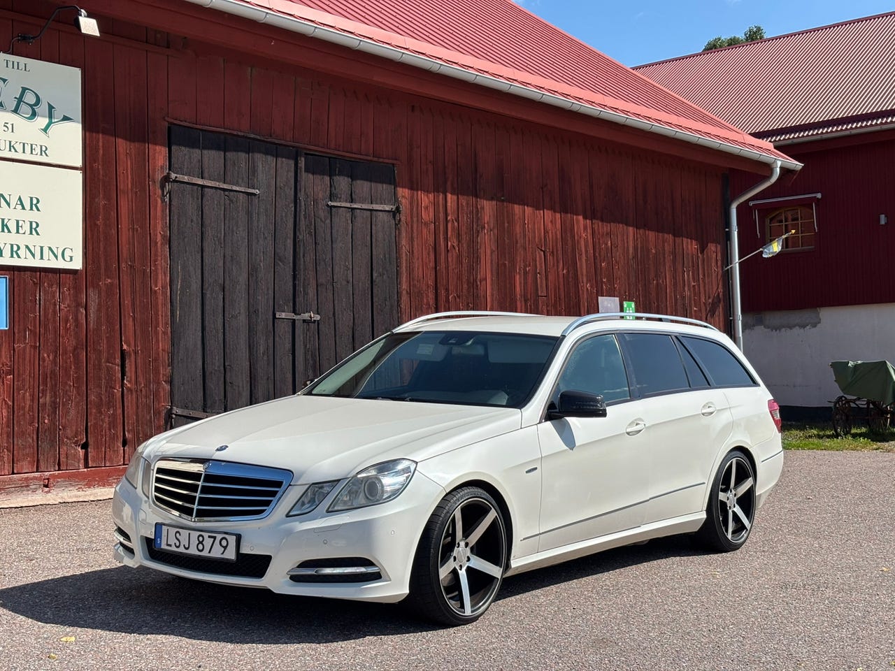 Mercedes-Benz E220 2011 – bild 1 av 10