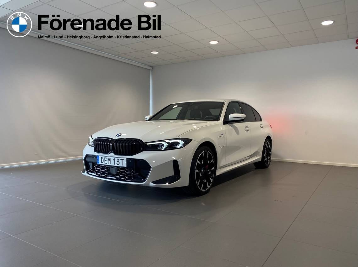 BMW 330e 2025 – bild 1 av 13