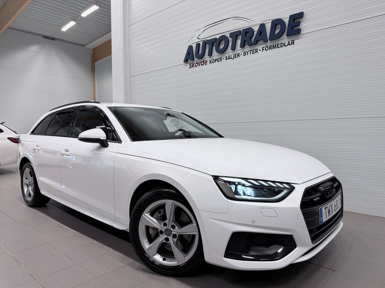 Audi A4 2020 – bild 1 av 21