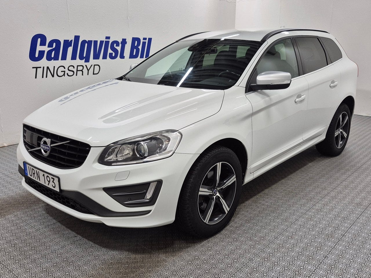 Volvo XC60 2017 – bild 1 av 8