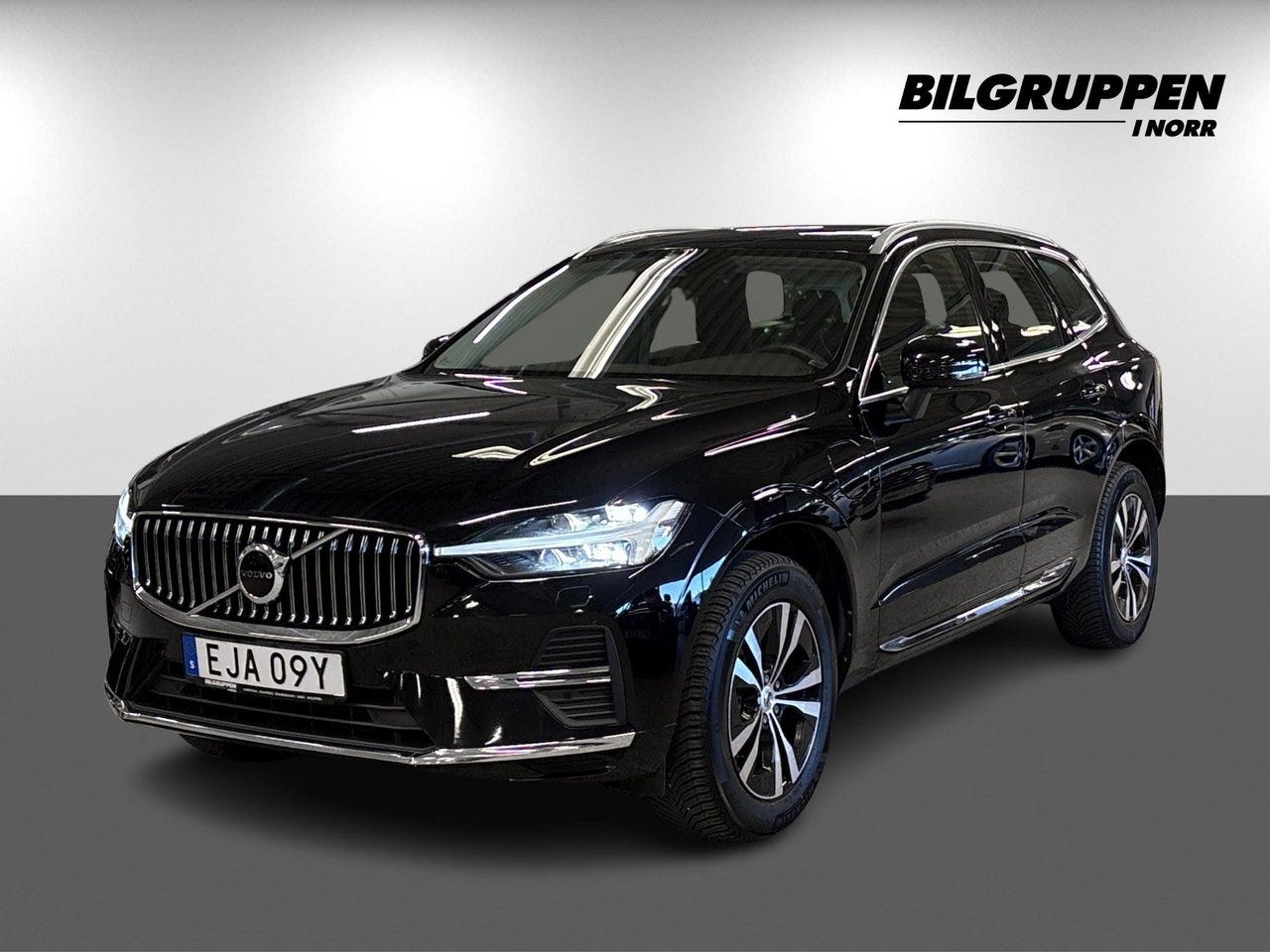 Volvo XC60 2023 – bild 1 av 23