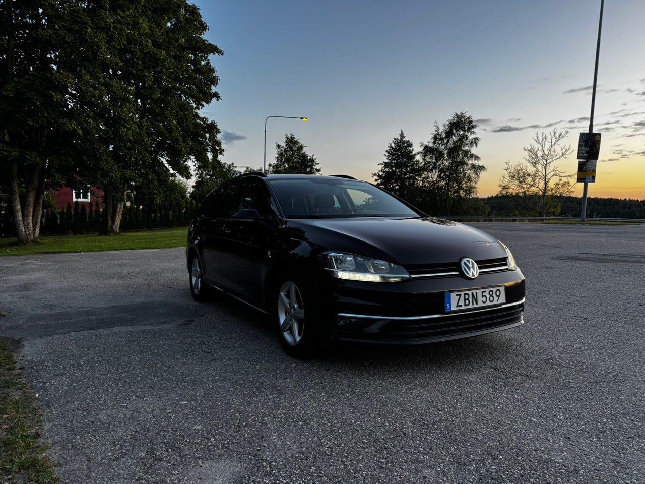 Volkswagen Golf VII 2018 – bild 1 av 8