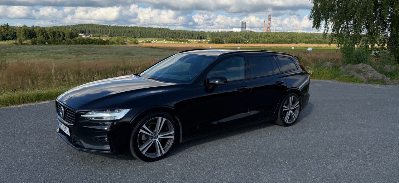 Volvo V60 2019 – bild 1 av 4