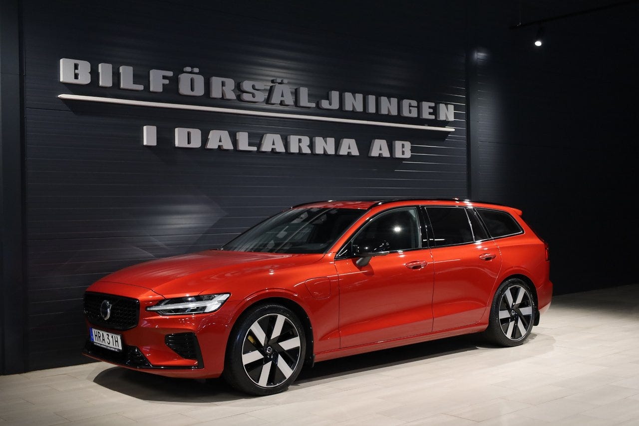 Volvo V60 2024 – bild 1 av 18