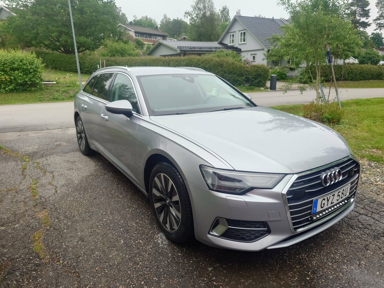Audi A6 2020 – bild 1 av 8