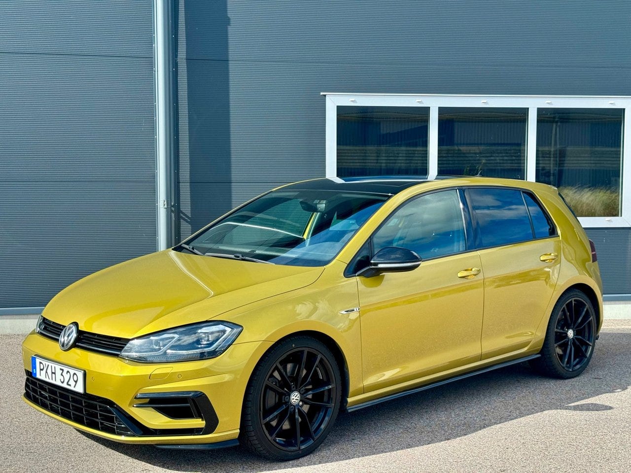 Volkswagen Golf I 2017 – bild 1 av 20