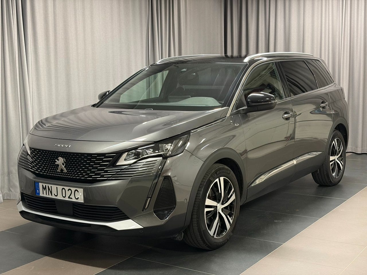 Peugeot 5008 2023 – bild 1 av 16