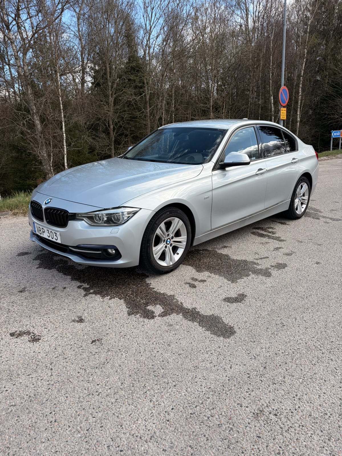 BMW 318d 2016 – bild 1 av 6