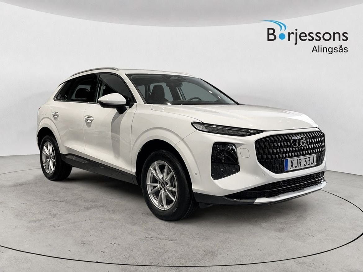 Audi Q3 2026 – bild 1 av 14